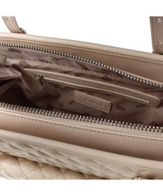 STEVE MADDEN BVIBRATO サイドポケット付きキルティングトートバッグ