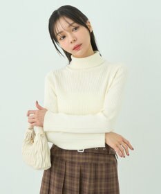 earth music&ecology やわらかタッチタートルネックニットプルオーバー