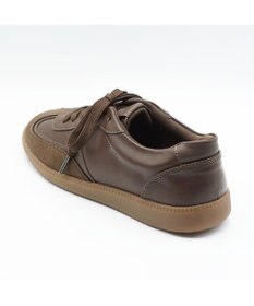 APOM 晴雨兼用　ウォーターレジスト.ジャーマントレーナー