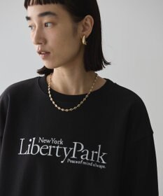 AMERICAN HOLIC Ｌｉｂｅｒｔｙ　Ｐａｒｋ刺繍スウェット①
