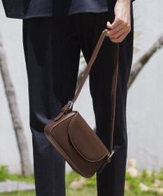 Tiaclasse 【安田美沙子さん着用・2TYPE肩紐/ショルダー&斜め掛け】フラップミニバッグ