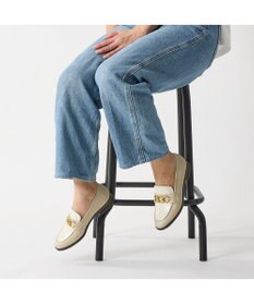 ing <ing>チェーンモチーフローファー