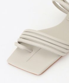 BEIGE， 【一部店舗限定】HENRI EN VARGO / IRIS サンダル