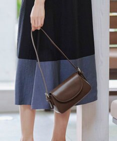 Tiaclasse 【安田美沙子さん着用・2TYPE肩紐/ショルダー&斜め掛け】フラップミニバッグ