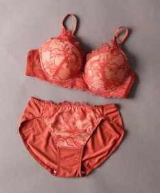 Wing ブラジャー 立体感のあるバストをメイク ふっくらデコルテ きれいな谷間 ブラのズレ・浮きを軽減 【ハイライトブラ】 ブラ CB4000 ウイング／ワコール