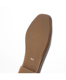 ing <ing>【サスティナブルシリーズ】Vカットフラットパンプス