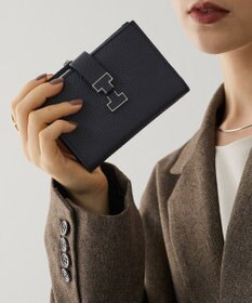 IACUCCI アバ ハーフウォレット CERVO