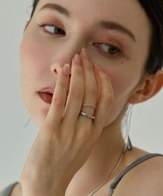 Phoebe 〈金属アレルギー対応〉デュオフォルムループリング　シルバー　ねじれ/ひねり/ステンレス