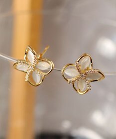 Tiaclasse 【金属アレルギー対応】ハイドランジアクリアピアス