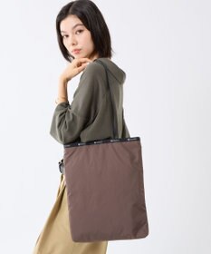 LeSportsac VERTICAL CITY TOTE/アップタウンダークチョコ/ブラック