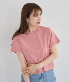 Green Parks ・ＤＯＵＢＬＥ　ＦＬＡＧＳ　ハート総柄刺繍ＴＥＥ