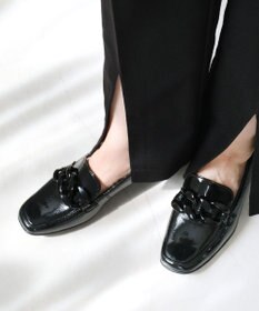 Pointer 【石岡真実さん着用】日本製 本革超軽量チェーンモチーフローファー