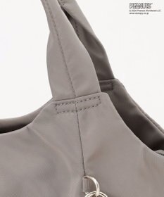 Y'SACCS SNOOPYデザイン サイドギャザー2wayトート　Mサイズ(スケートボード）