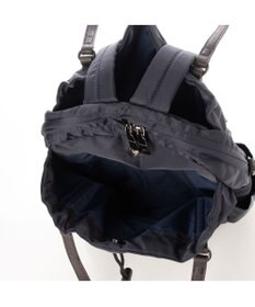 Y'SACCS 【Y’SACCS vous et】ポーチ付き4WAYリュック