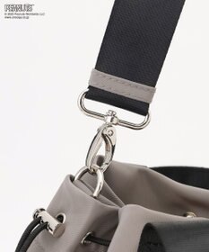 Y'SACCS SNOOPYデザイン 2way巾着トート(クッキー）