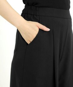 Tiaclasse ストレッチタックワイドパンツ