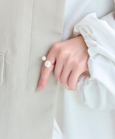 Phoebe 〈シリーズ累計販売10000点突破！〉≪TV番組着用商品≫Eye catchingパールリング　セレモニー/入学式/卒業式/結婚式