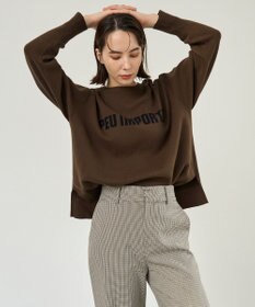 UNFILO スポンジニット ロゴジャガード