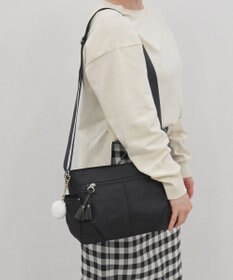ACE BAGS & LUGGAGE kanana project collection タッセル-e ショルダーバッグ 横 68872