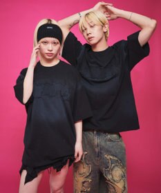 WEGO 【ユニセックス着用ITEM】ダメージアップリケグラフィックT（SS）