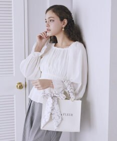 Maison de FLEUR スカーフ付きギャザーハンドル２Ｗａｙバッグ