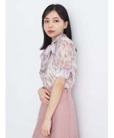 earth music&ecology フラワー柄シアーパフブラウス