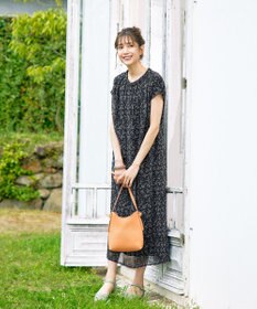 Tiaclasse L 【洗える】花柄シフォン衿ギャザーワンピース