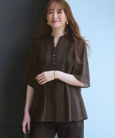 23区 L 【WEB&一部店舗限定】はしごレース シアー トップス ダークブラウン系