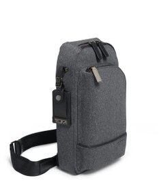 TUMI HARRISON 「グレゴリー」スリング