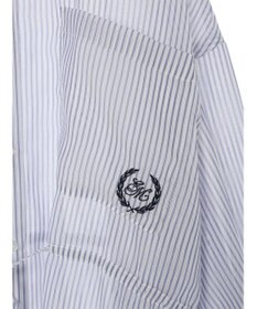 earth music&ecology ワンポイント刺繍ロングシャツ