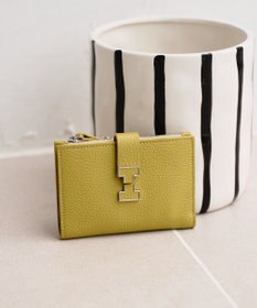 IACUCCI アバ ハーフウォレット CERVO