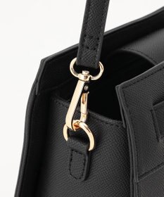 組曲 ベルトデザインスクエアショルダーバッグ