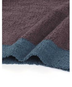 une nana cool カラーブロッキング　タートルネックプルオーバー