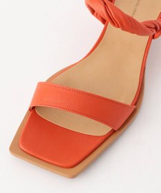 23区 【WEB限定】ツイスト ベルト サンダル