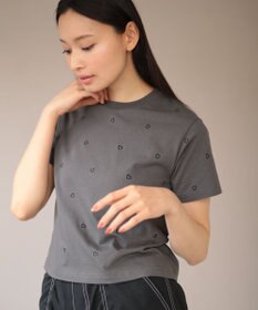 Green Parks ・ＤＯＵＢＬＥ　ＦＬＡＧＳ　ハート総柄刺繍ＴＥＥ