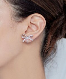 Tiaclasse クリスタルリボンイヤリング