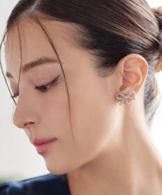 Tiaclasse クリスタルリボンイヤリング