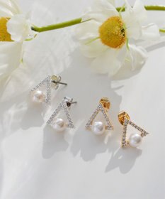 Tiaclasse 【金属アレルギー対応】トライアングルパールピアス