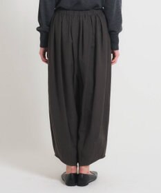 muuc 〈軽やかな尾州産リネンウール〉裾タックワイドパンツ  ロングシーズン 秋冬春 ウエストゴム有り ゆったりシルエット セットアップ可能  裏地有り