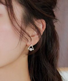 Tiaclasse 【金属アレルギー対応】トライアングルパールピアス