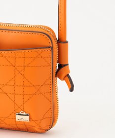 LA BAGAGERIE 【レザー×ステッチ】スクエアマルチポシェット