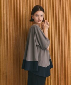 GRACE CONTINENTAL バイカラーアシメトップ