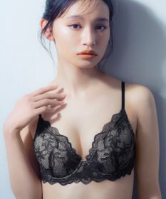 Wing ブラジャー 立体感のあるバストをメイク ふっくらデコルテ きれいな谷間 ブラのズレ・浮きを軽減 【ハイライトブラ】 ブラ CB4000 ウイング／ワコール