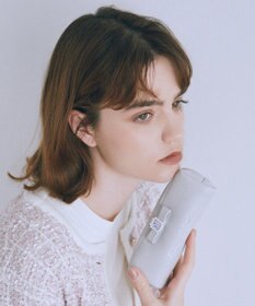 Maison de FLEUR パールビジュー合皮リボンロングポーチ