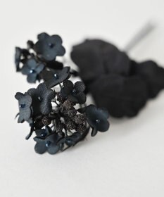 AND WOOL 〈繊細で深みがある色合いの上品小物〉菜の花ブローチ