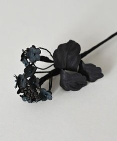 AND WOOL 〈繊細で深みがある色合いの上品小物〉菜の花ブローチ