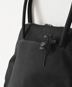 AND WOOL 〈繊細で深みがある色合いの上品小物〉菜の花ブローチ