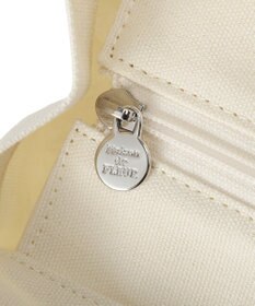 Maison de FLEUR ロゴ刺繍フリルハンドル帆布キャリーオンバッグ