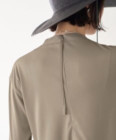 UNFILO ペプラムラッシュガード