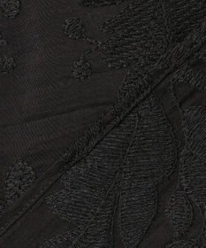 UNFILO L 【前後着用可能の2WAY仕様】ボタニカル エンブロイダリー ブラウス